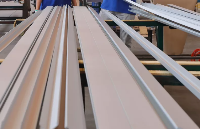 向假冒偽劣鋁材產(chǎn)品重拳出擊！中亞鋁業(yè)教你如何辨別真假！(圖6)